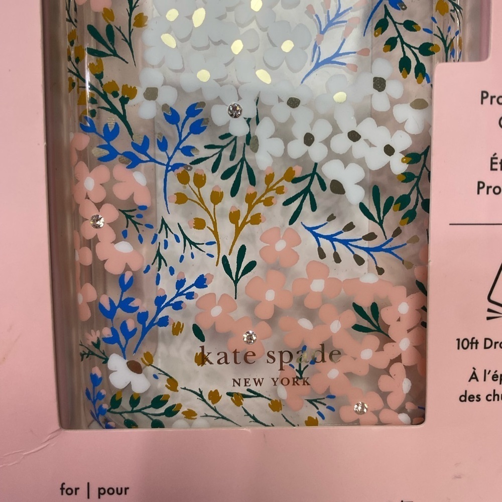 Kate Spade New York Protective Hardshell Case designed for iPhone SE - Picture 6 of 7